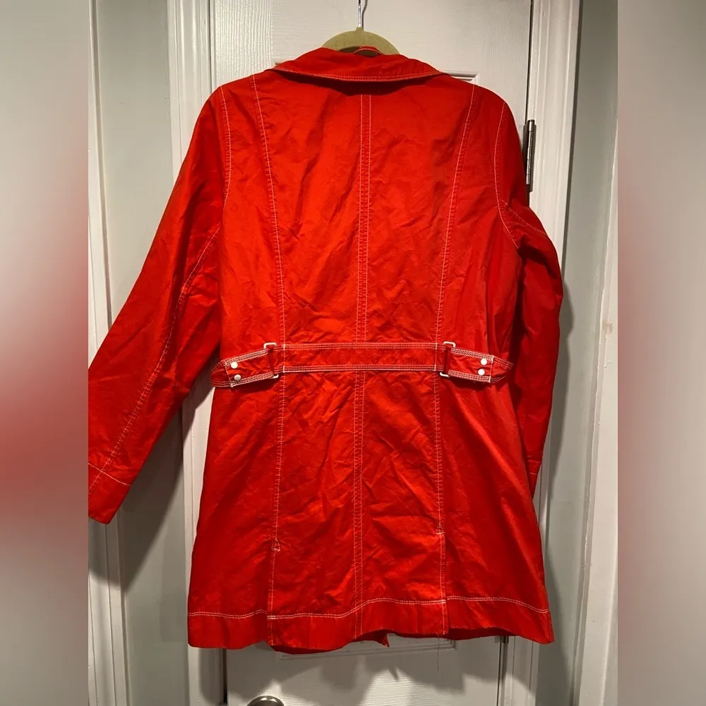 Eddie Bauer Red Trench Coat White Contrast Trim Big Black Buttons Lined Size L P - Image 5