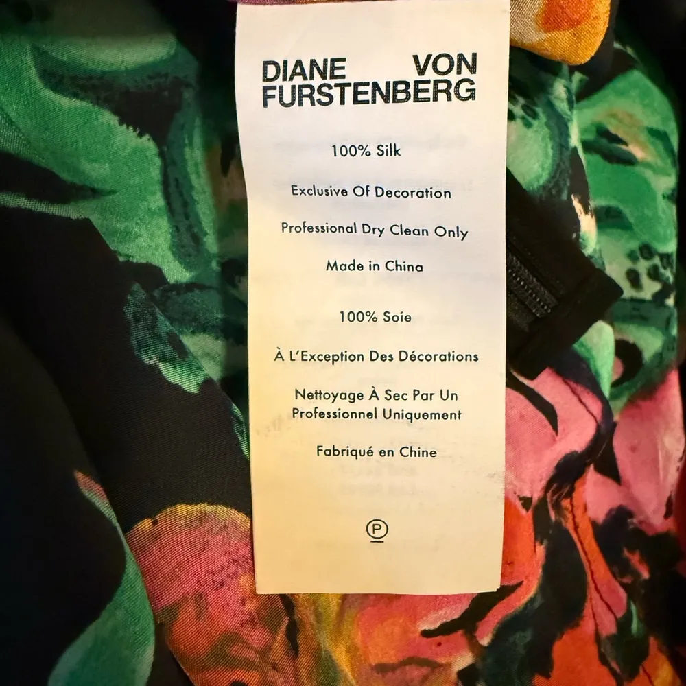 Diane von Furstenberg Silk Black Floral Print Silk Midi Dress size 6 (S) - Image 5