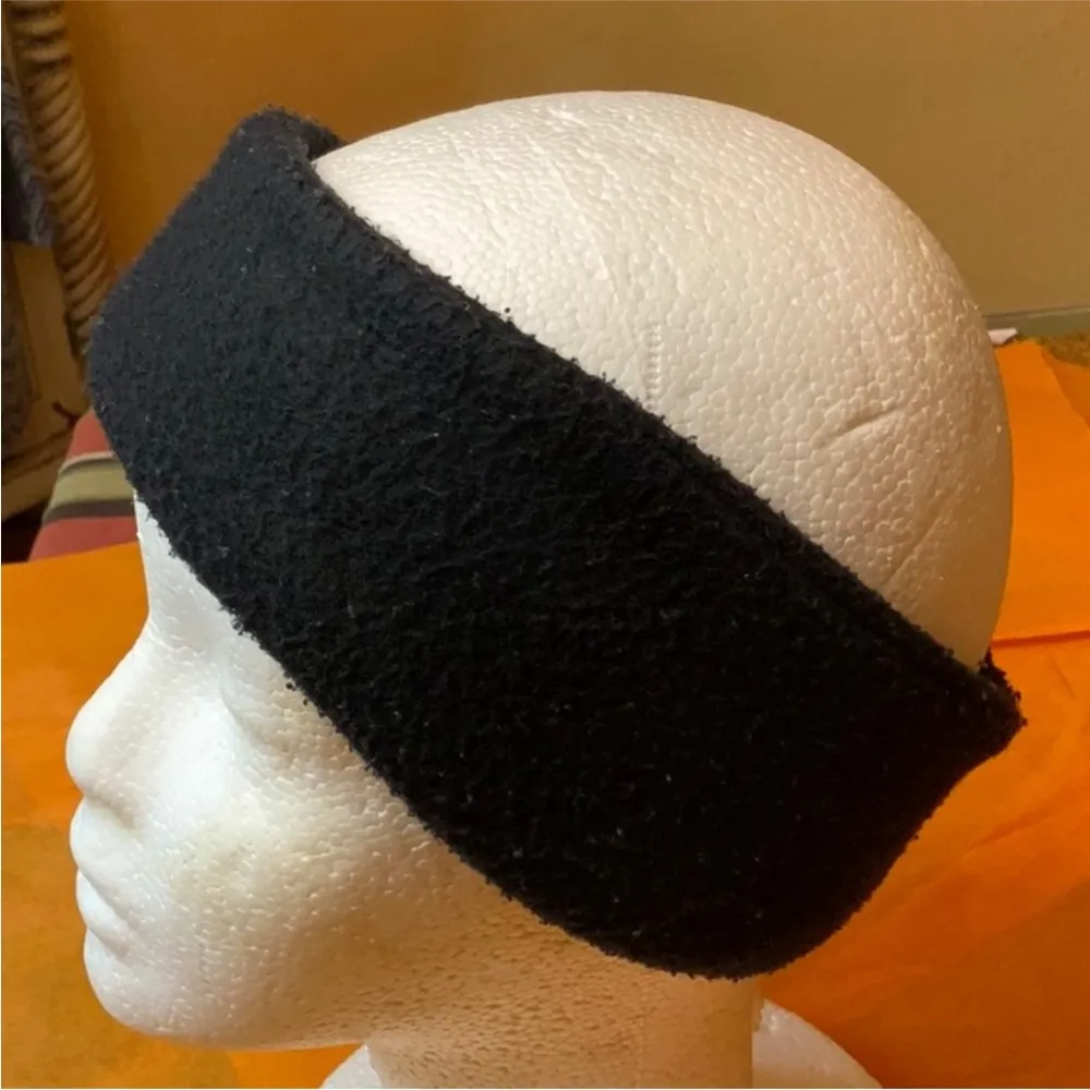 3 earmuffs Pink - Image 2