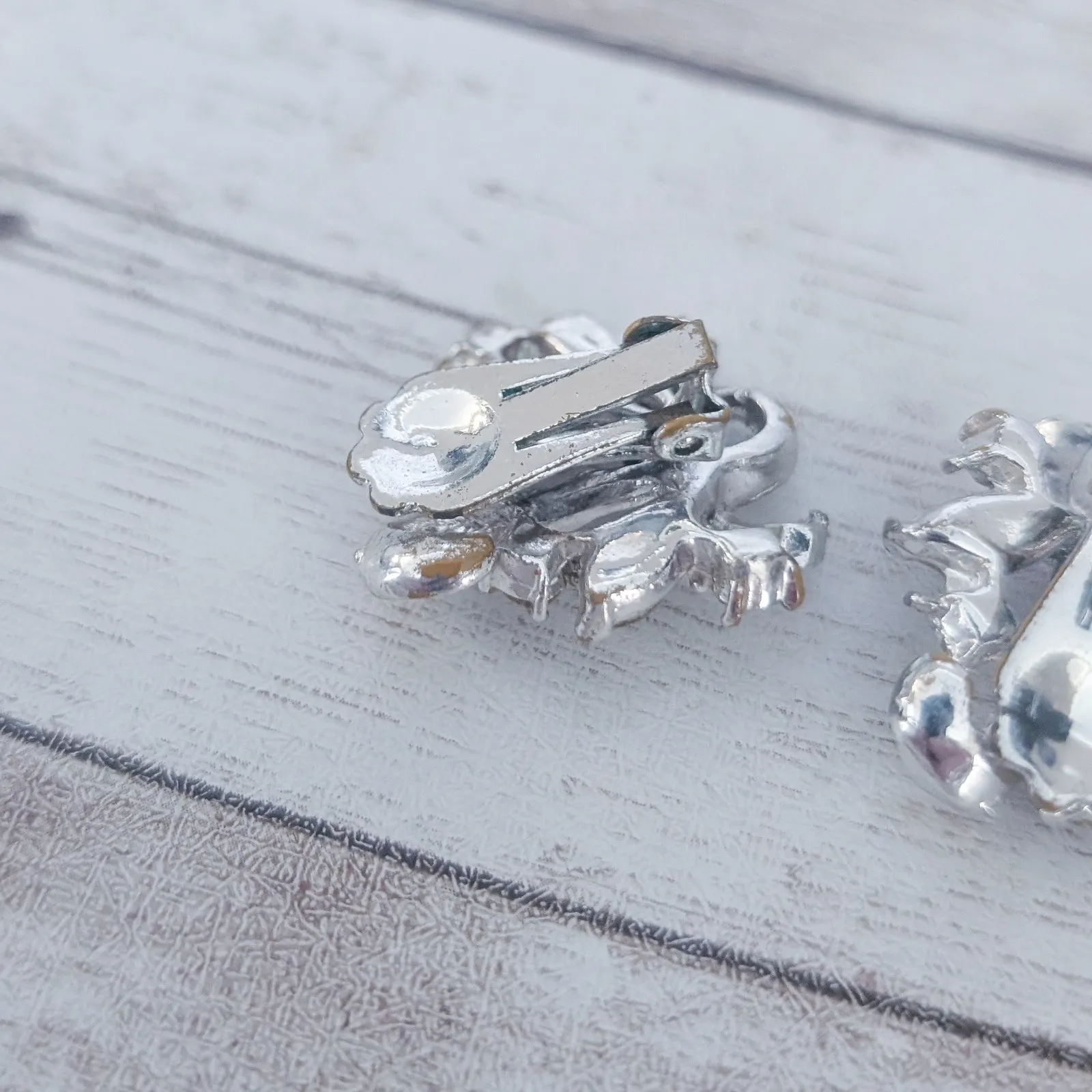 Vintage Clip On Earrings Silver Tone, Clear Gem - Image 7