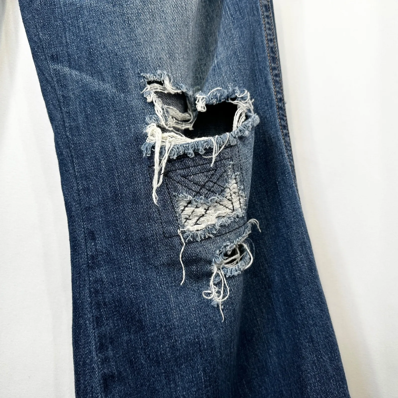 American Eagle Outfitters Size 8 Jeans Long Distressed High Rise Flare Blue 763 - Image 6