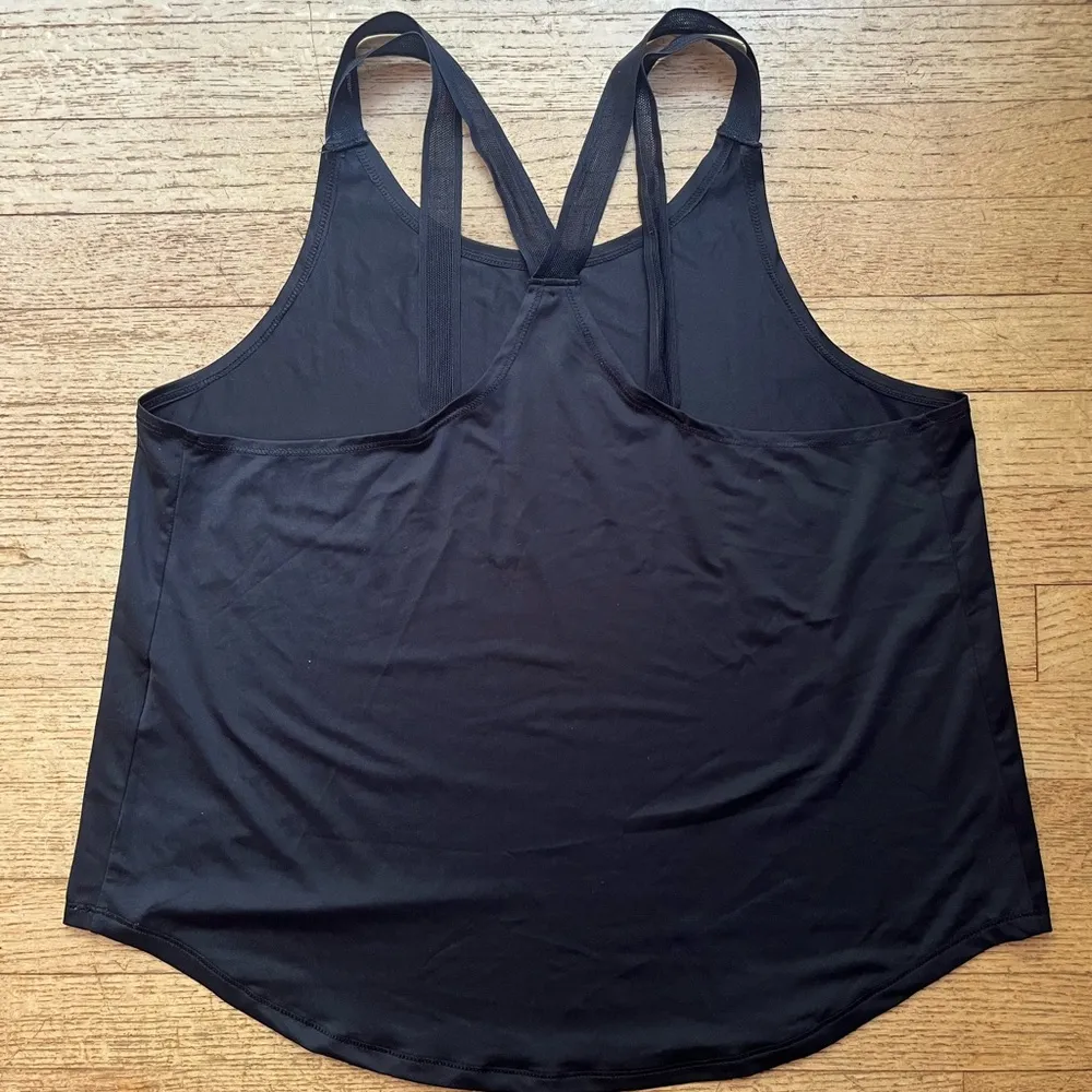 Under Armour Women's Black Athletic Tank Top - Image 3
