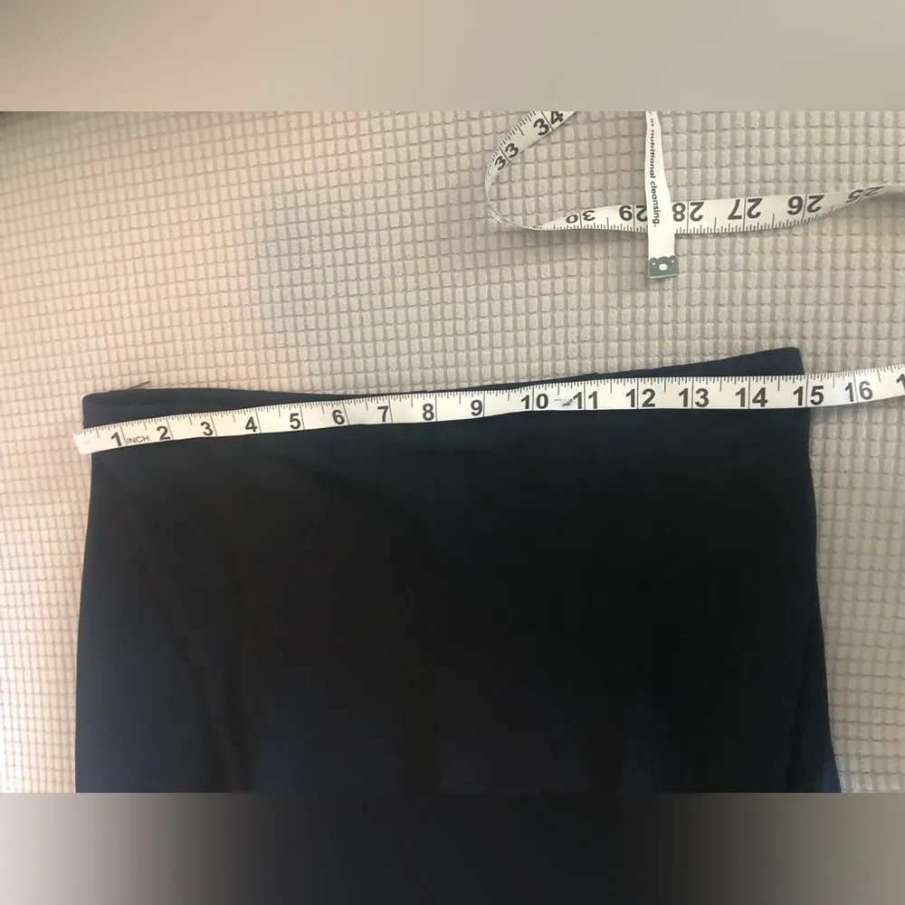 Express long Bkack skirt (Large) - Image 3