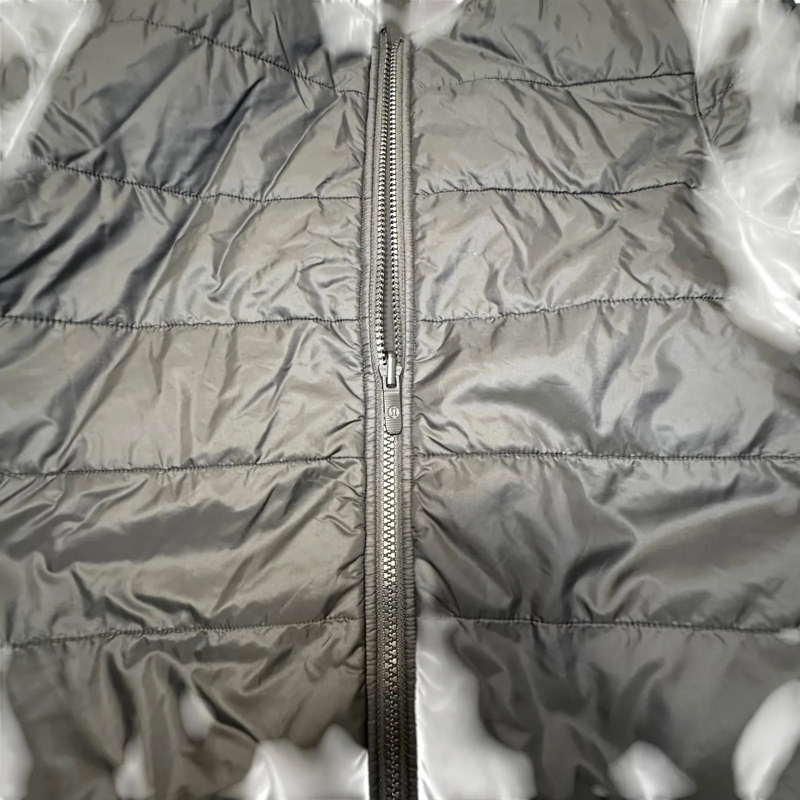 Lululemon‎ Black Quilted Bomber Jacket Lightweight Athletic Womens Size 6 - Image 5