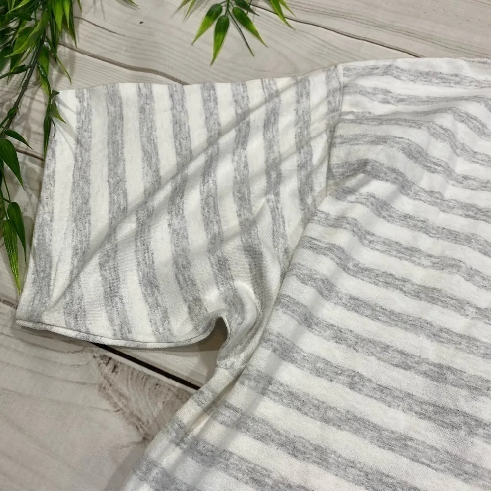 Vintage New Orleans Saints Striped Graphic Tee Gold Size XL - Image 7