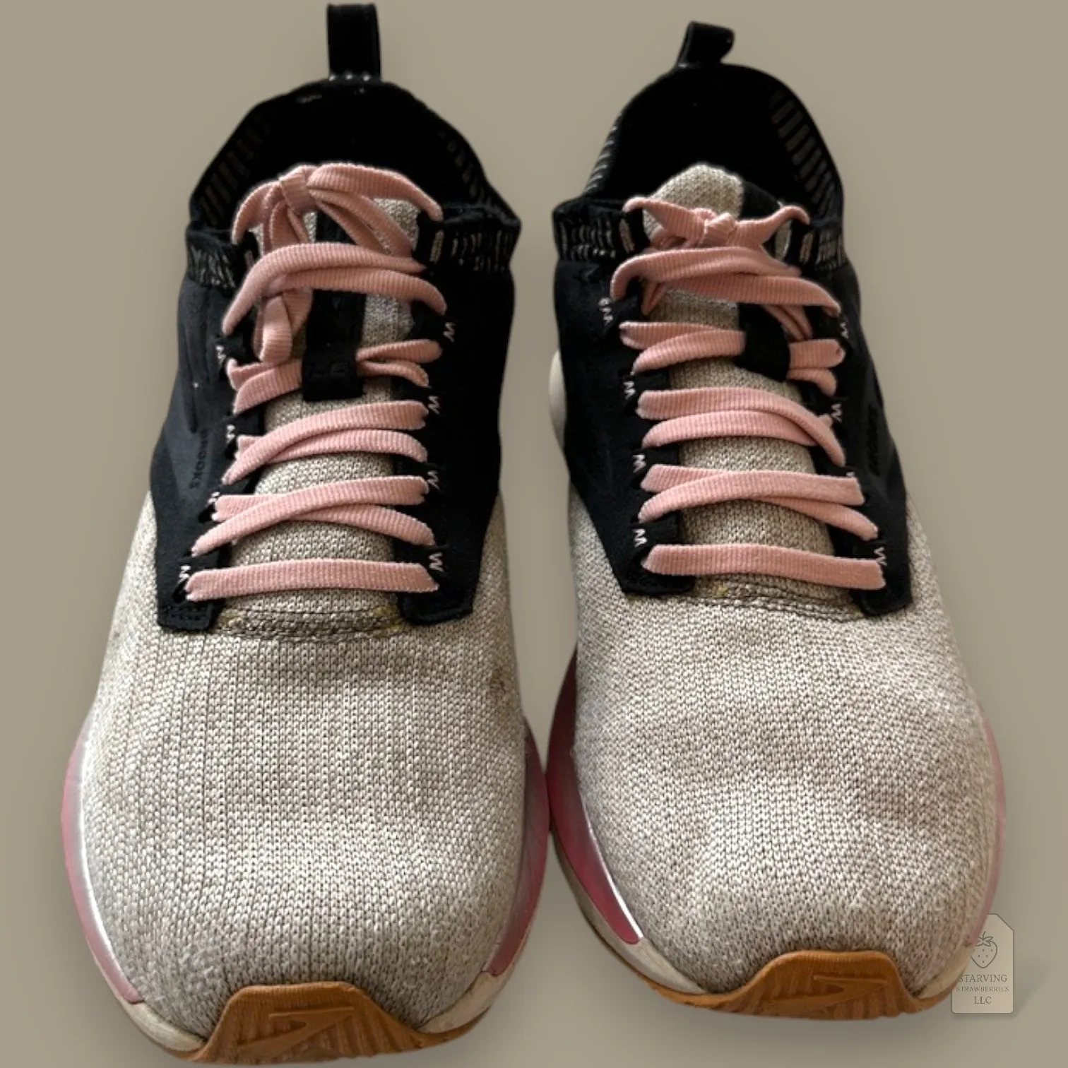 Brooks Ricochet Women’s 8.5 Running Shoes Gray Pink Black Knit Sneakers - Image 3