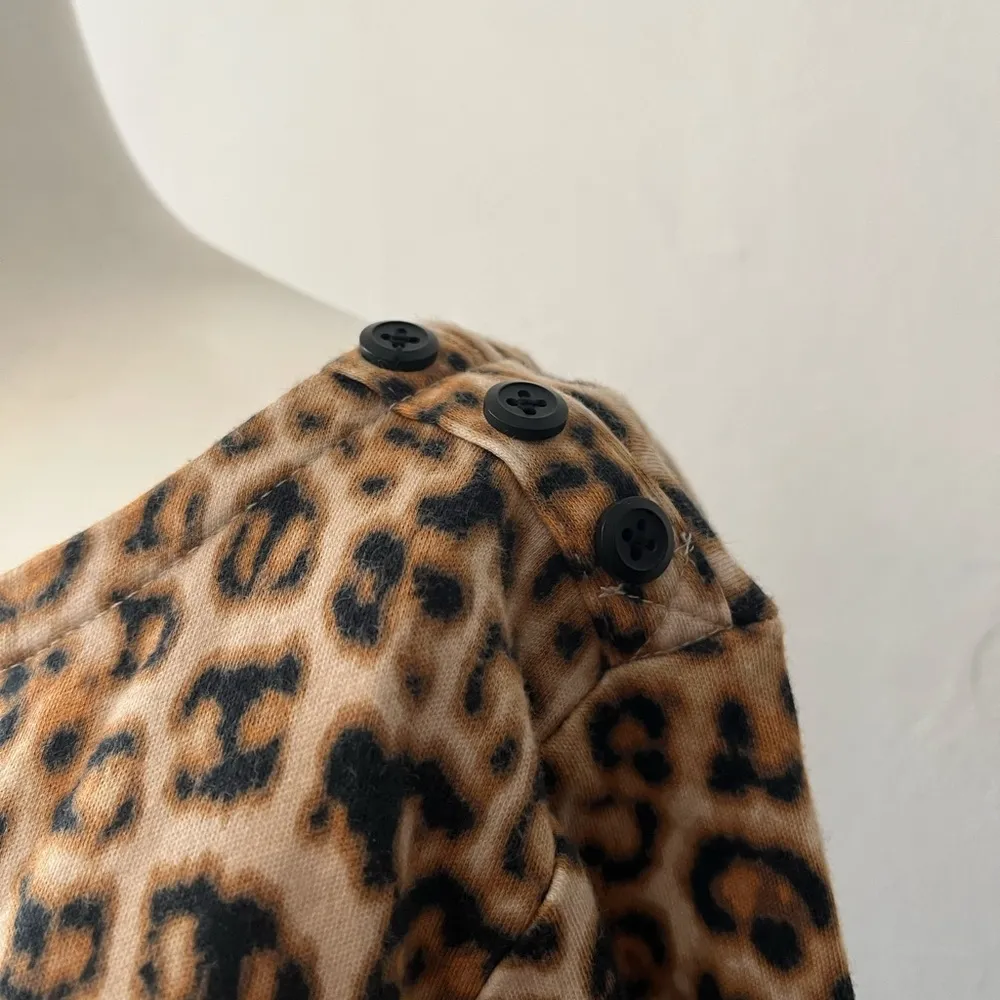 Charter club 3/4 sleeve supima cotton boat neck animal print pullover top M - Image 5