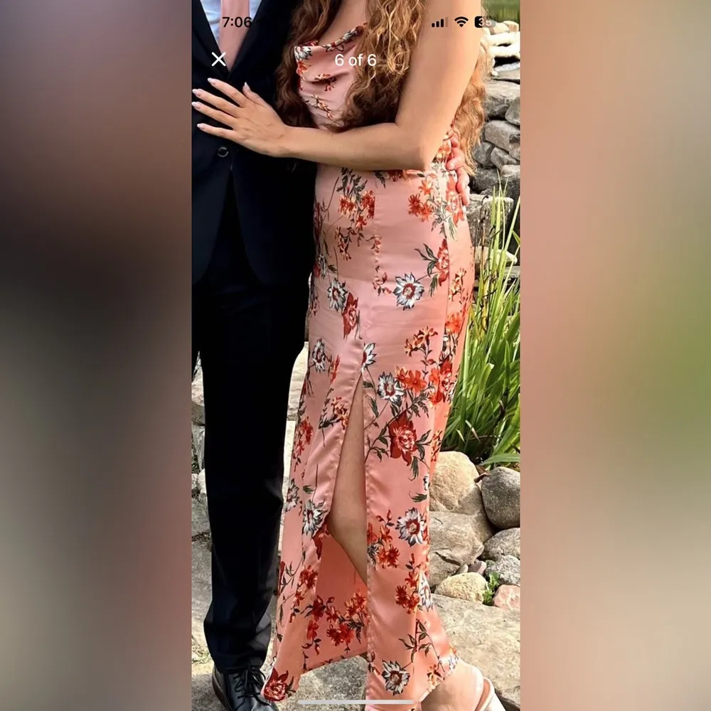 Floral Cowl Neck Dress with Slit Pink Size M - Image 6