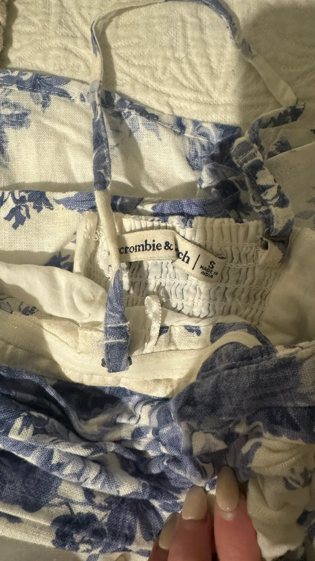 Abercrombie & Fitch Dress - Image 4