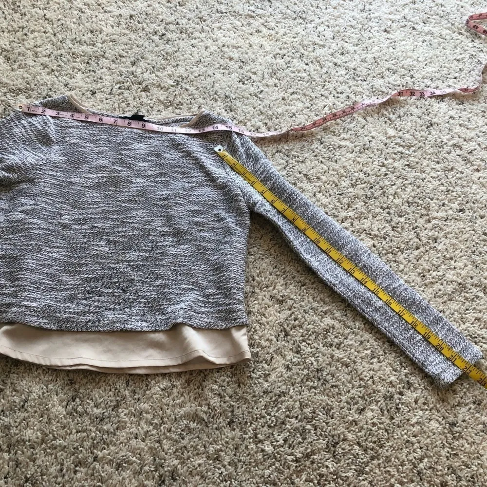 WHBM textured black white & gold scoop neck knit gray sweater xs - Image 5