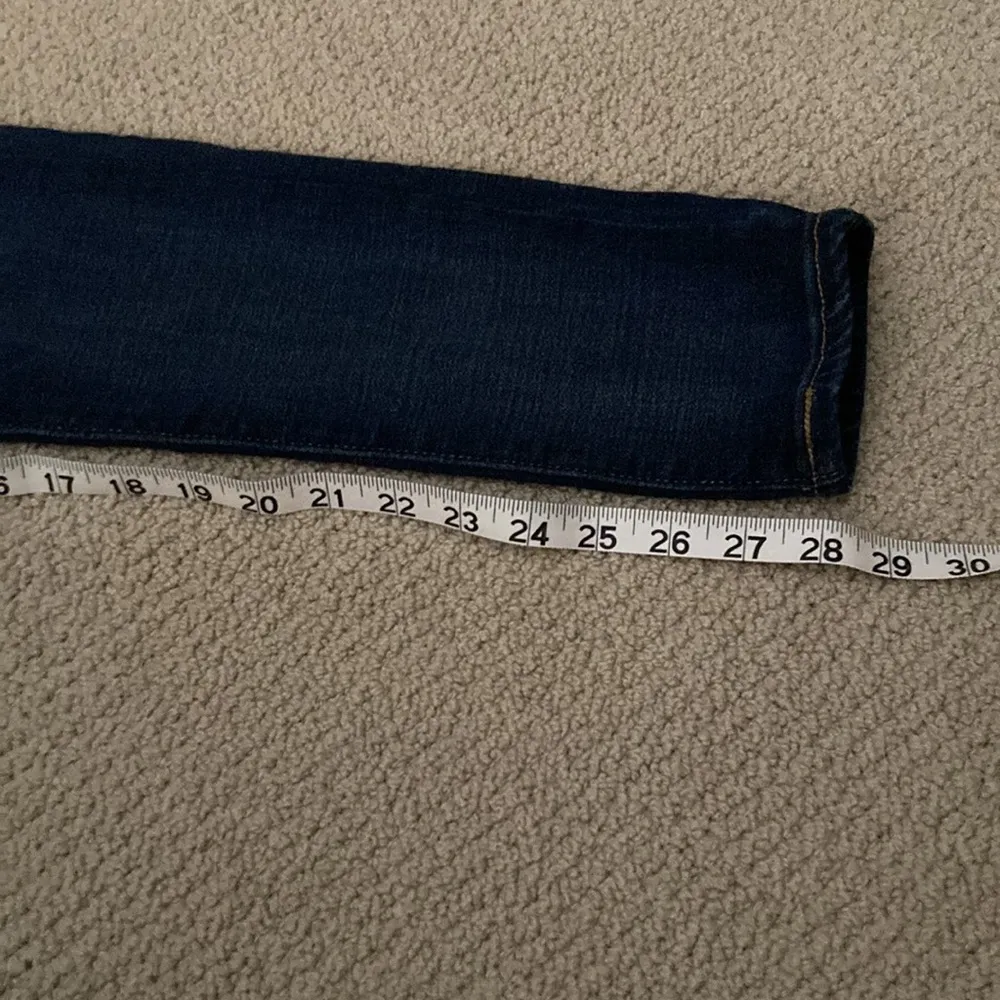 Levi’s High Rise Skinny Jeans 721 Size 28 Like New 28” Inseam Dark Wash VEUC - Image 7