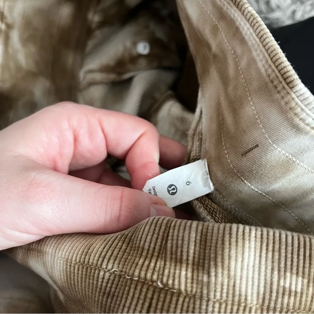 Lululemon Warm Down Jogger *7/8 Length size 6 - Image 2