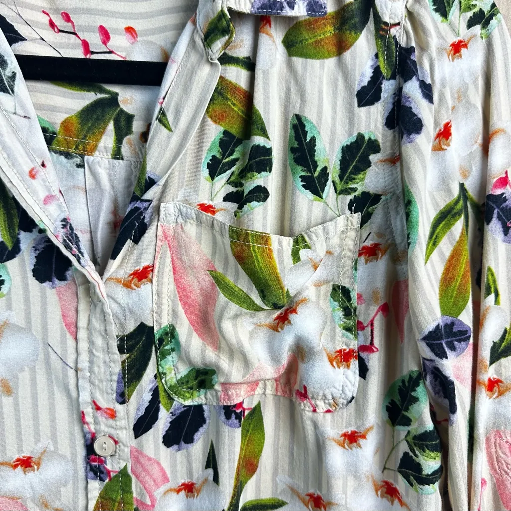 Velvet Heart Multicolor Floral Button-Down Shirt - Image 3