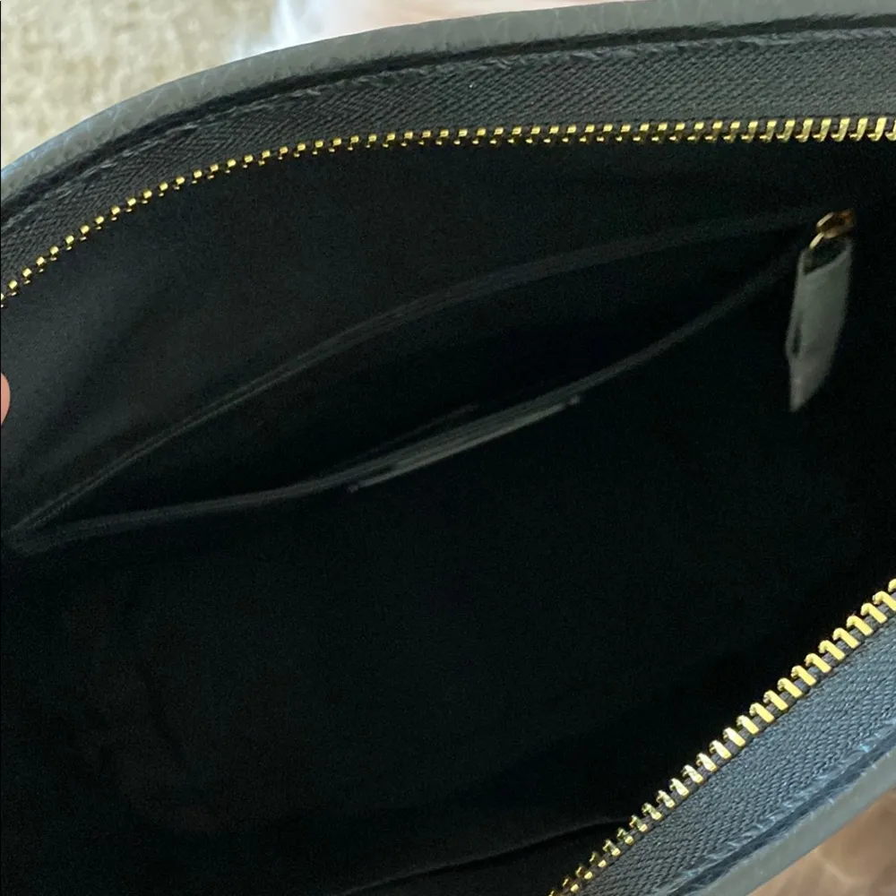 NWT Coach Val Duffle Bag In Signature Canvas - Image 5