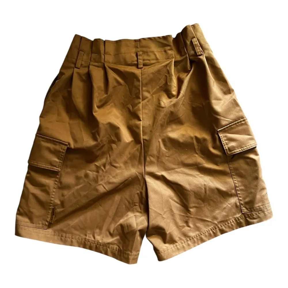 Varley  Woman’s High Wasted Cargo Shorts - Image 2