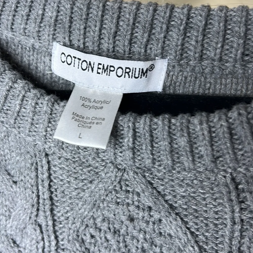 Distressed cable knit sweater size large - Image 2