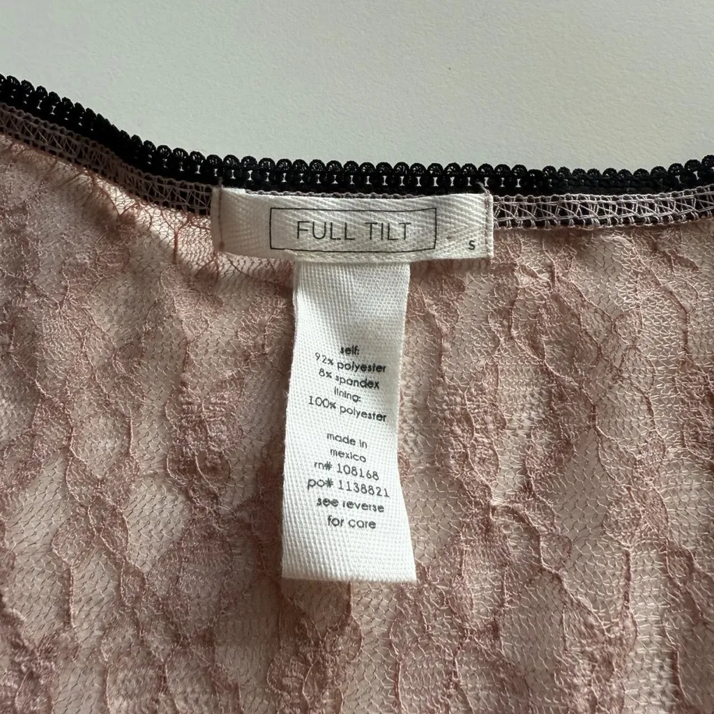 Full Tilt Lace Peplum Blouse - Mauve - Image 2