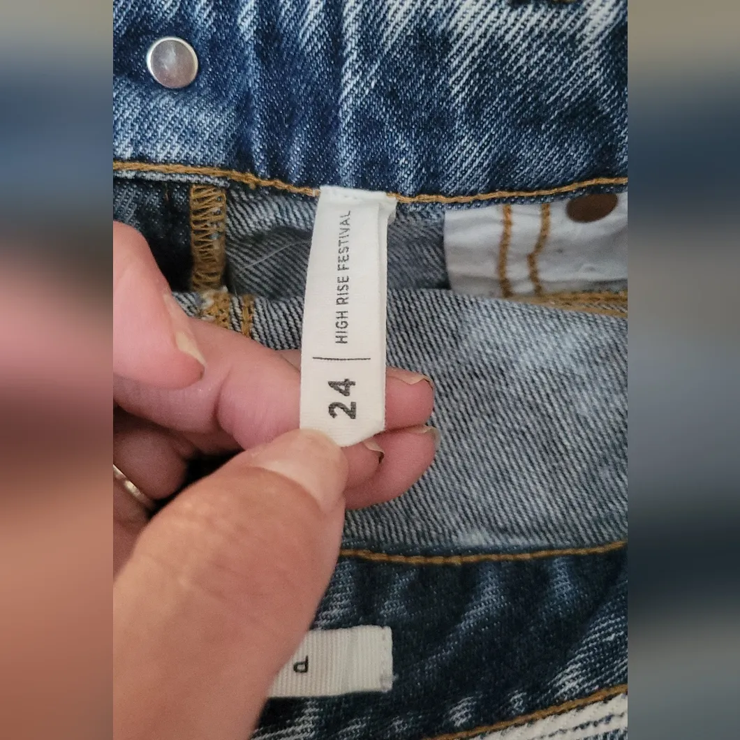 P A C S U N Hi-Rise Festival Acid Wash Raw Hem Jean Shorts Size 24 - Image 10