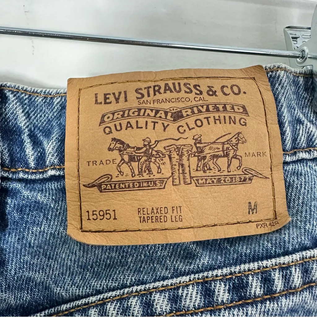 Levi’s Women’s Vintage Orange Tab 15951 Relaxed Fit Tapered Leg Jeans Size 10 - Image 3