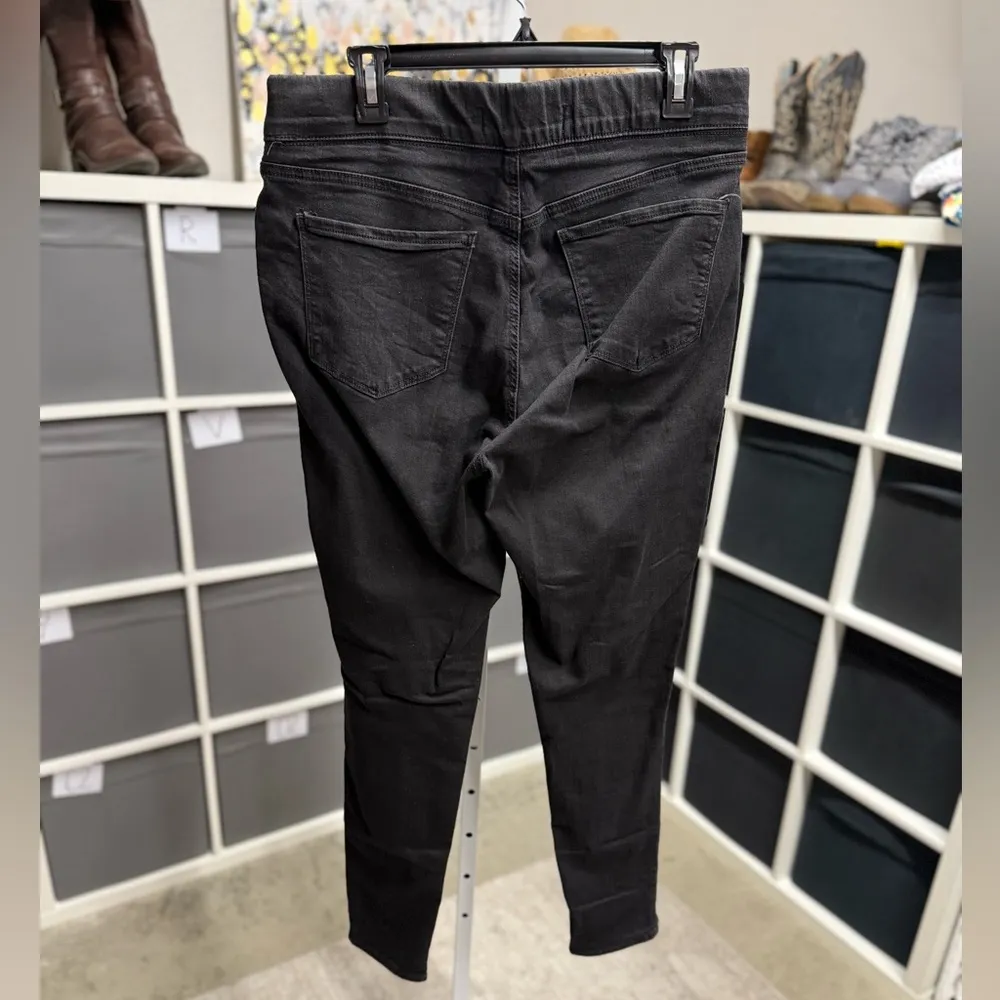 Old Navy Black Rockstar Pull On Stretch Jeggings Tall - Image 3