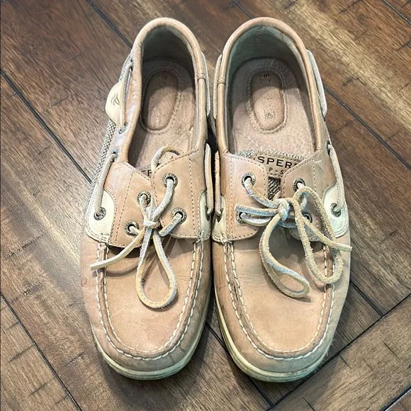 Sperry woman’s Tan Boat Shoes size 8 - Image 2