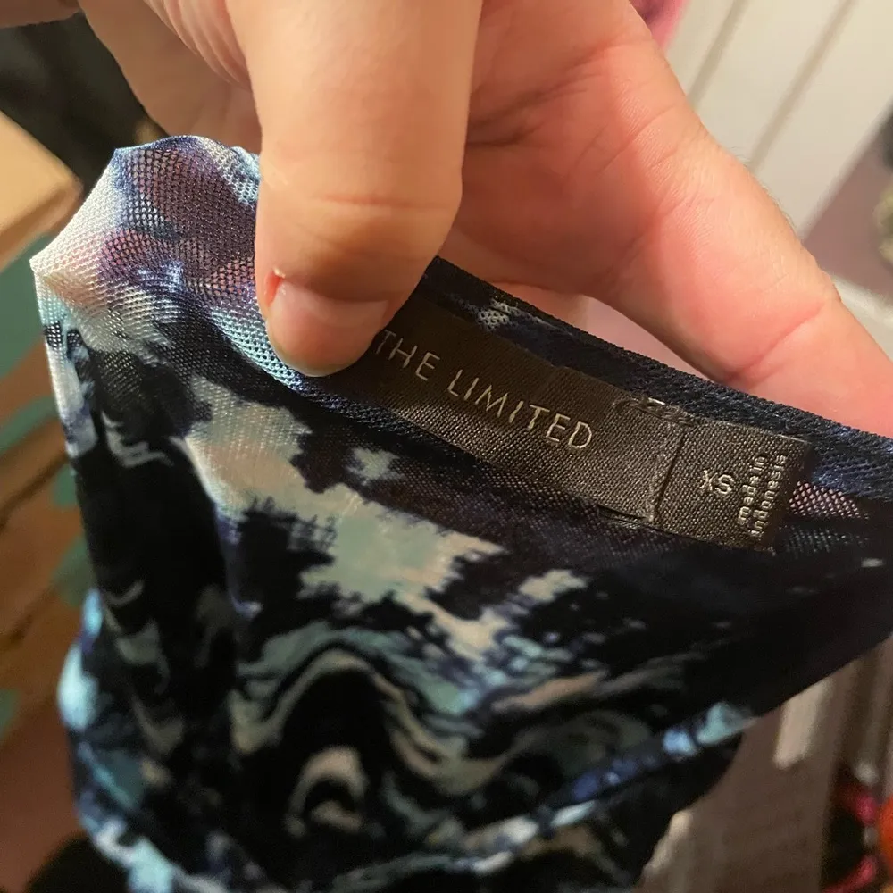 THE LIMITED TIE DYE MESH OVERLAY TOP - Image 2