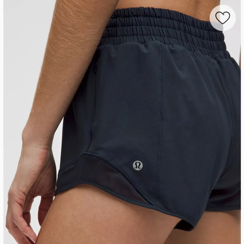 Lululemon Hotty Hot Short in Black Size 6 - Image 10