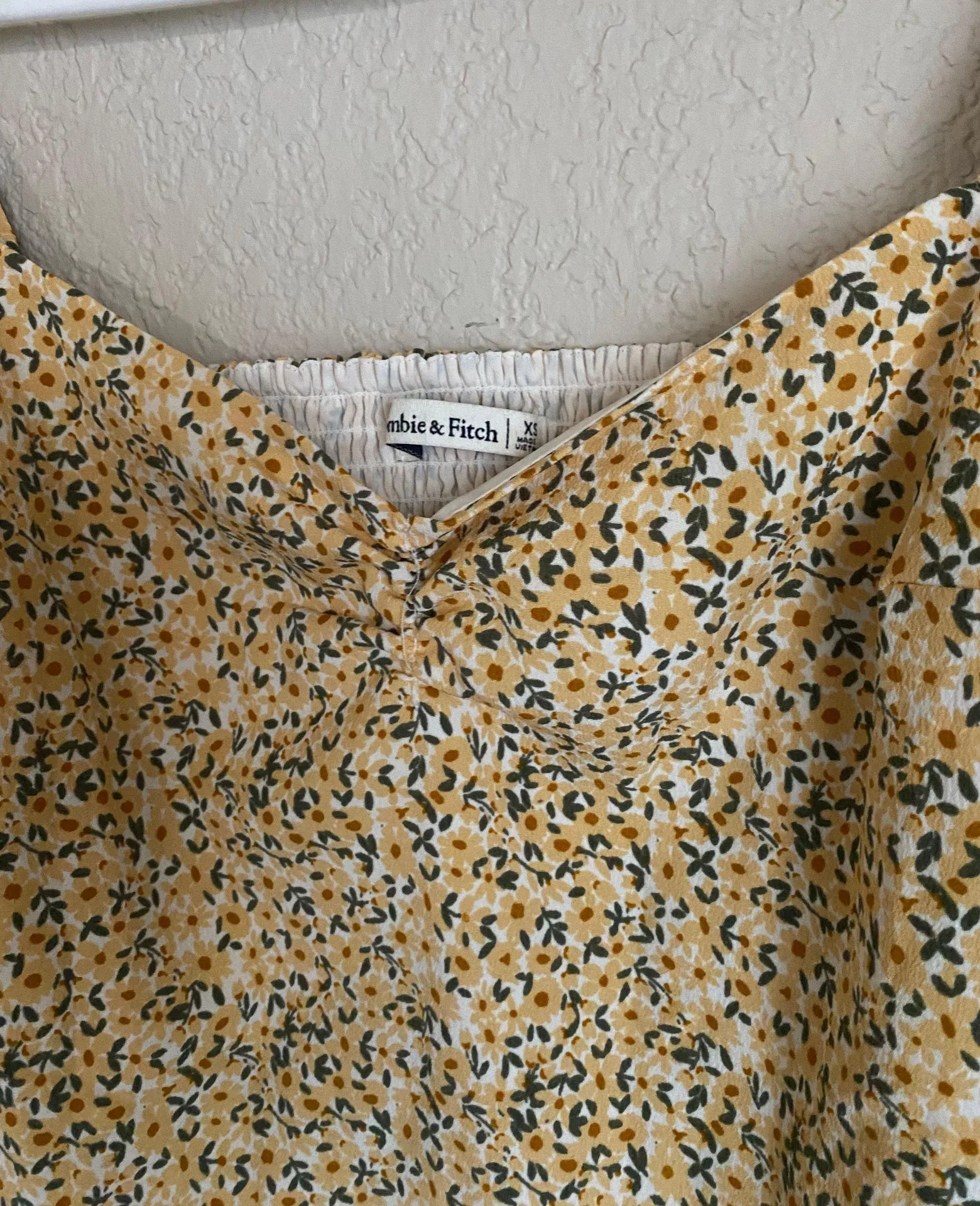Abercrombie & Fitch Top - Image 2