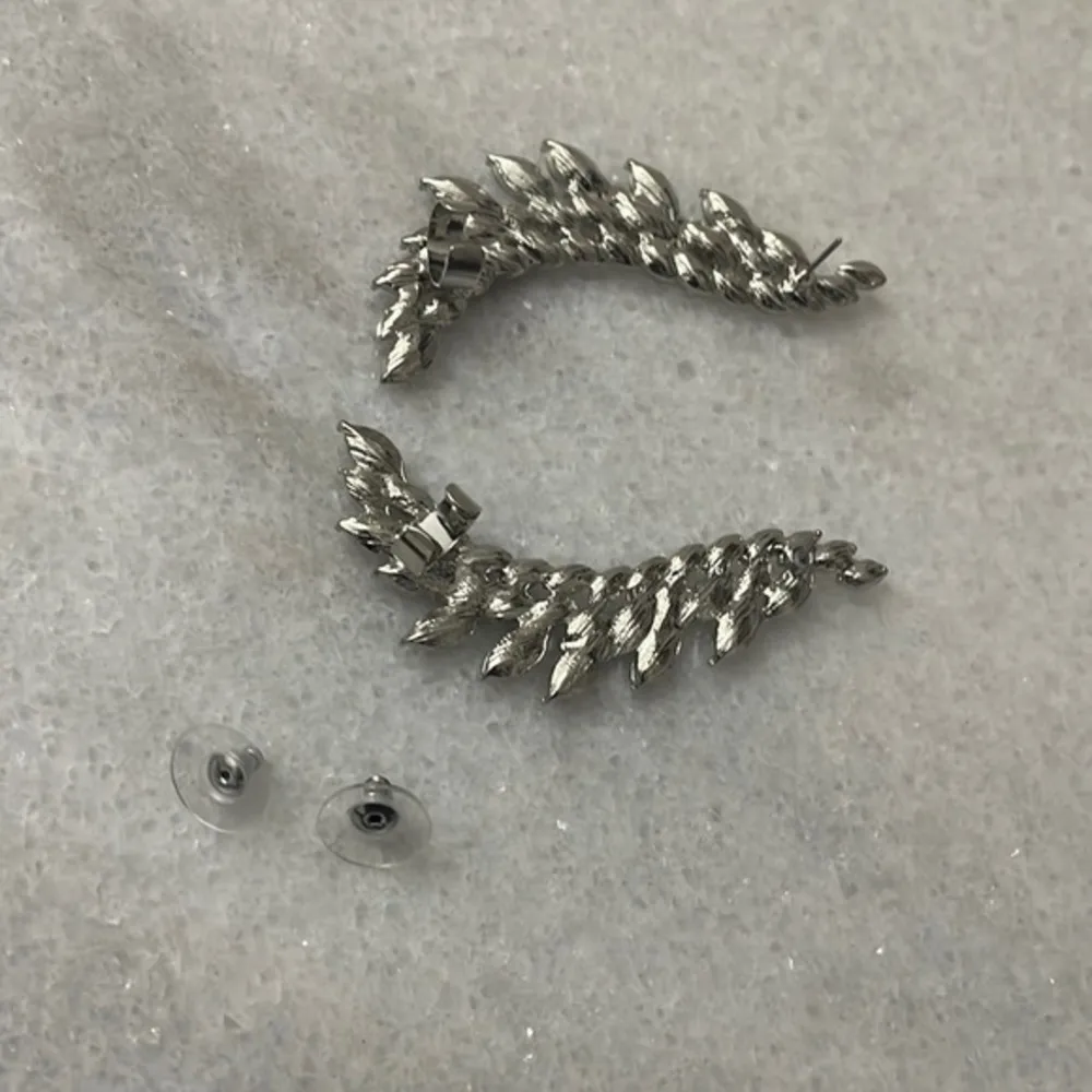 Massini cubic zirconia and silver tone stud earrings - Image 4