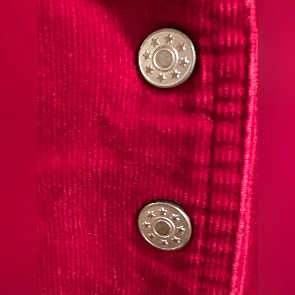 DressBarn Red Corduroy Collard Long Sleeve Button Down Metal Sz 18/19 98% Cotton - Image 3