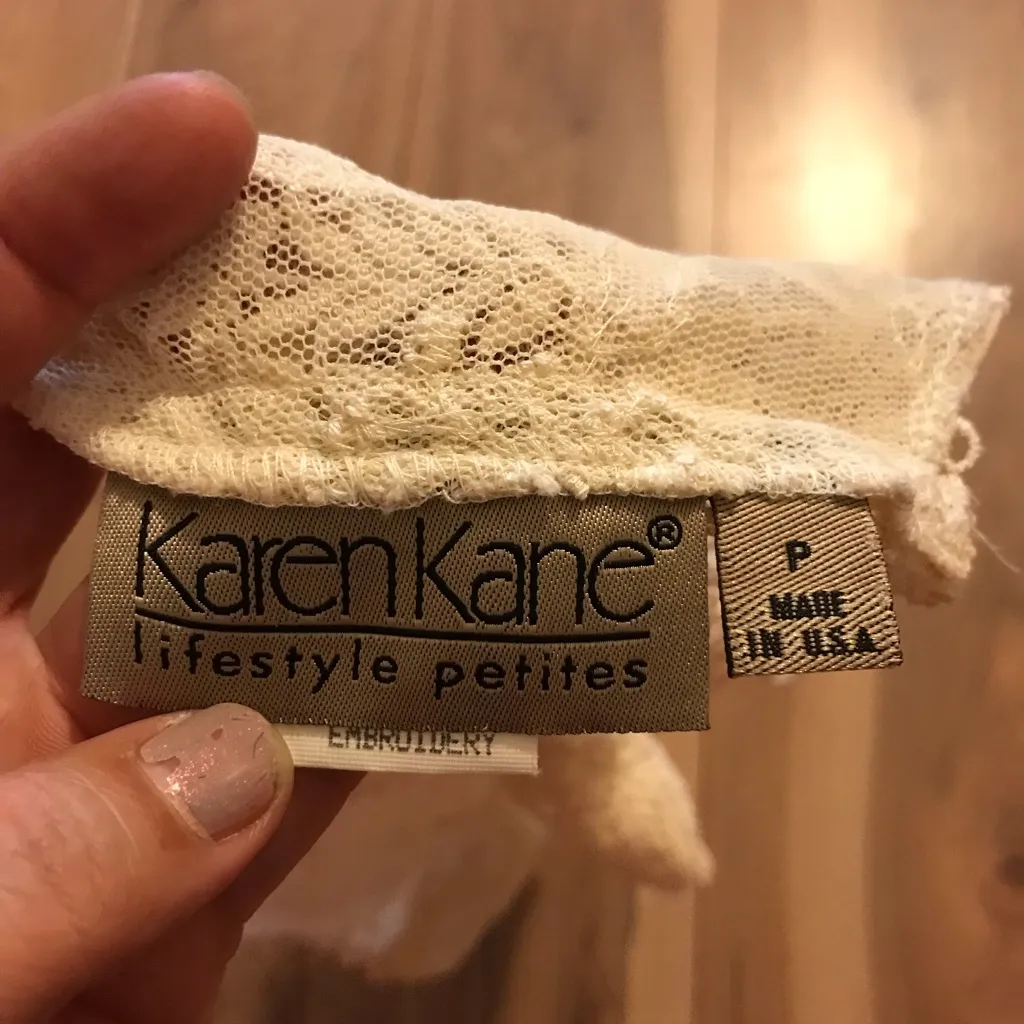 Karen Kane Vintage Lace Feminine Cottagecore Vest - Image 3