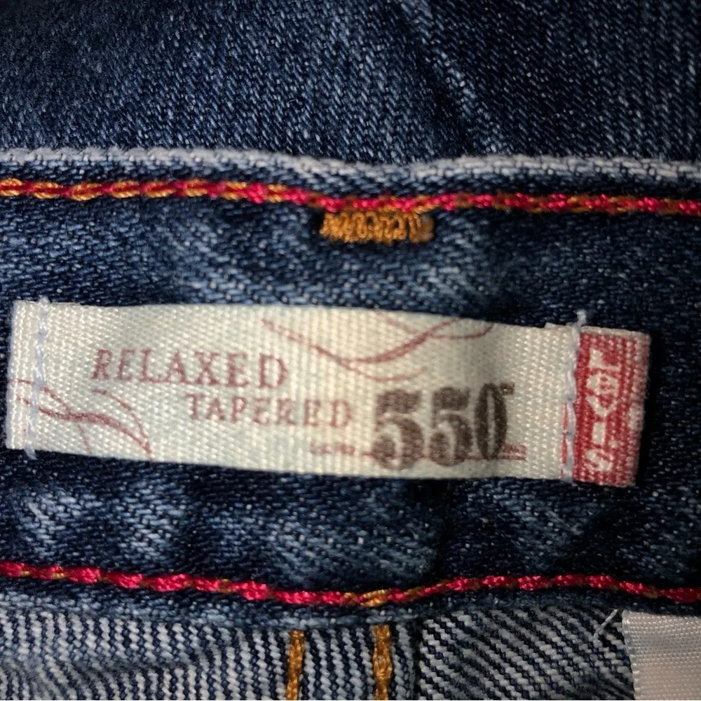 Levis Womens Size 12 Jeans Relaxed Taper 550 Raw Hem High Rise Vintage 90s Blue - Image 3