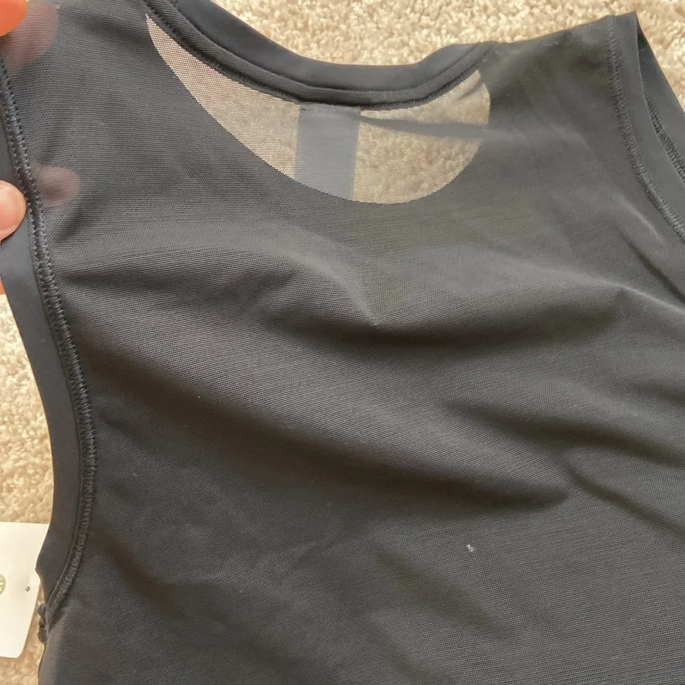 muscle tank. Xs - Image 6