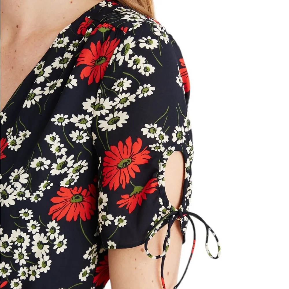 Madewell Peekaboo Sleeve Midi Dress in Hillside Daisies Dark Navy Floral Size 0 - Image 3