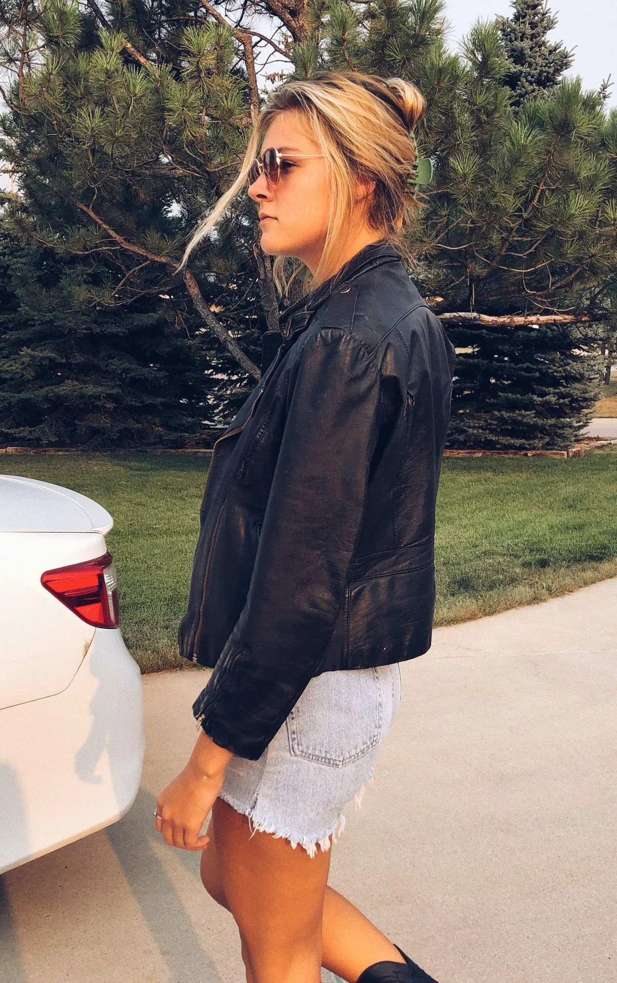 vintage womans leather jacket Black Size M - Image 2