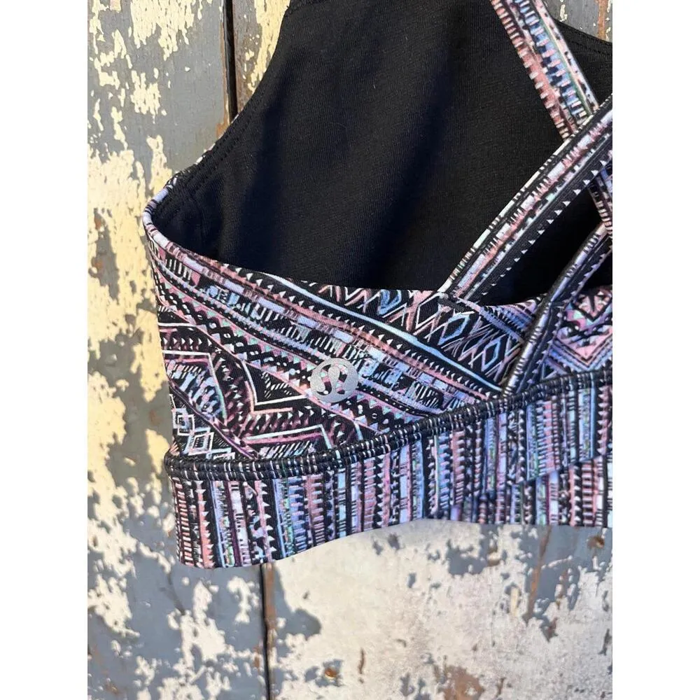 Two lululemon sports bras, size 6, camo tribal print Green - Image 3