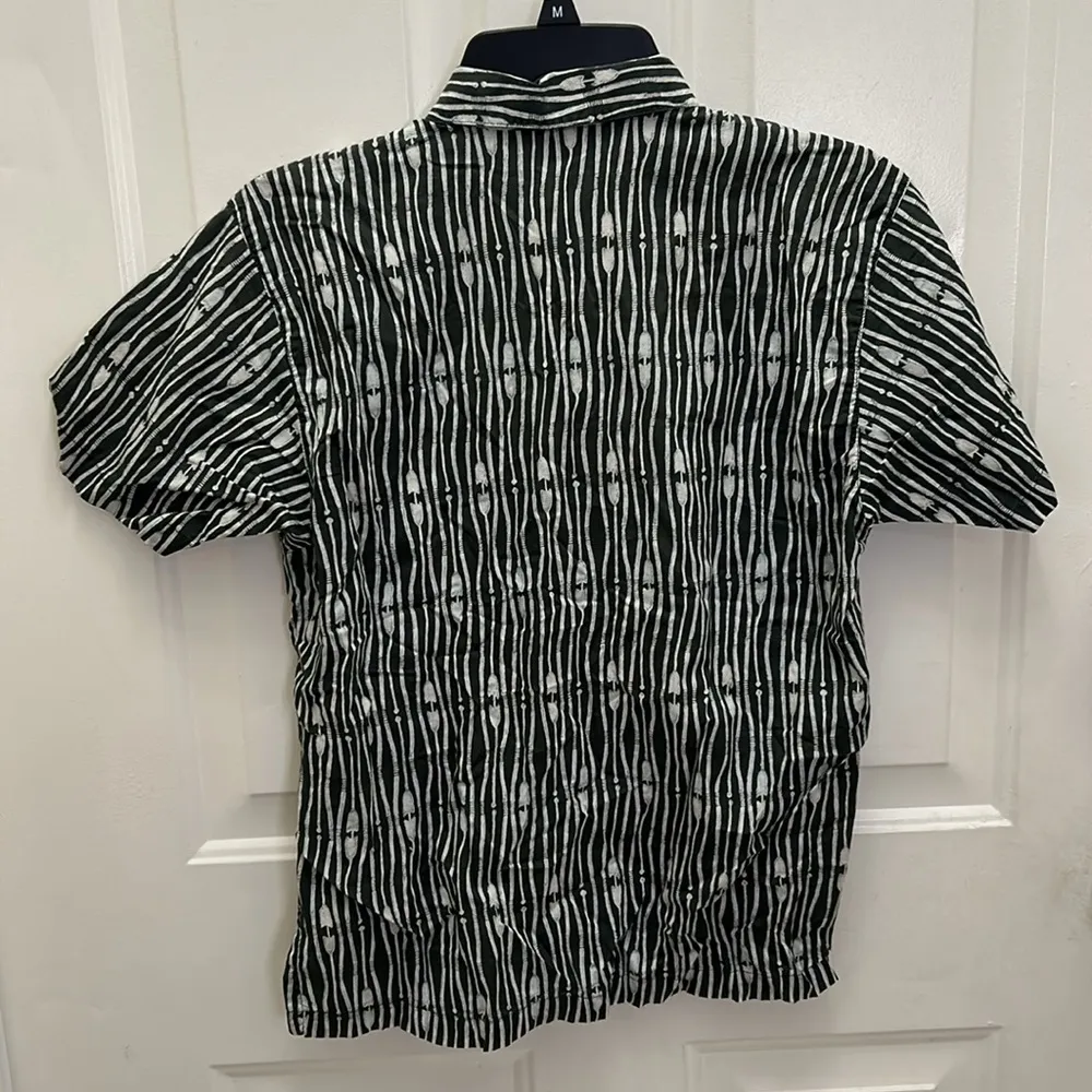 Vintage Woman’s  Button Down Short Sleeve Shirt - Image 4