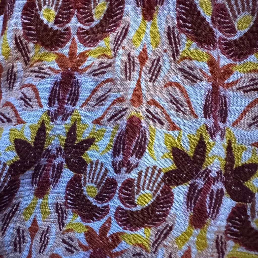 EUC John Paul Richard Women’s Sz M Skirt Floral Boho Print Shell Buttons Tassels Red Size M - Image 6