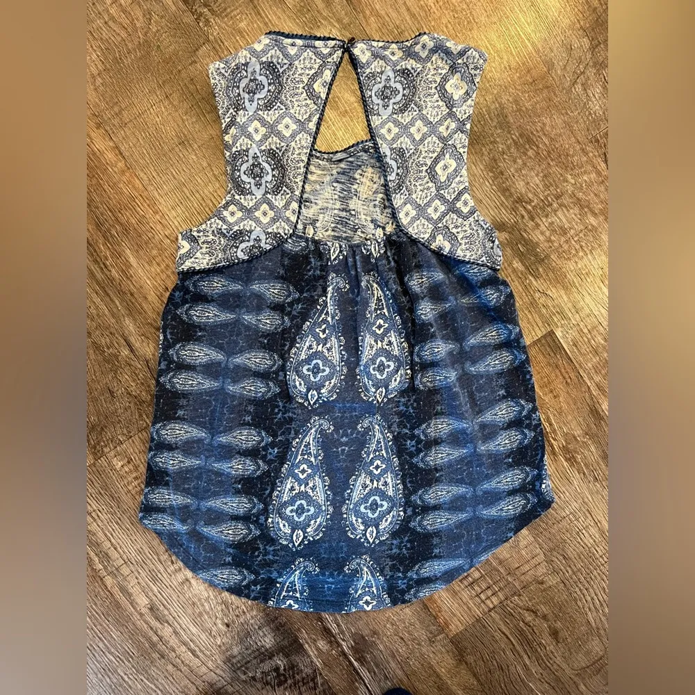 Lucky Brand Tank Top - Image 5