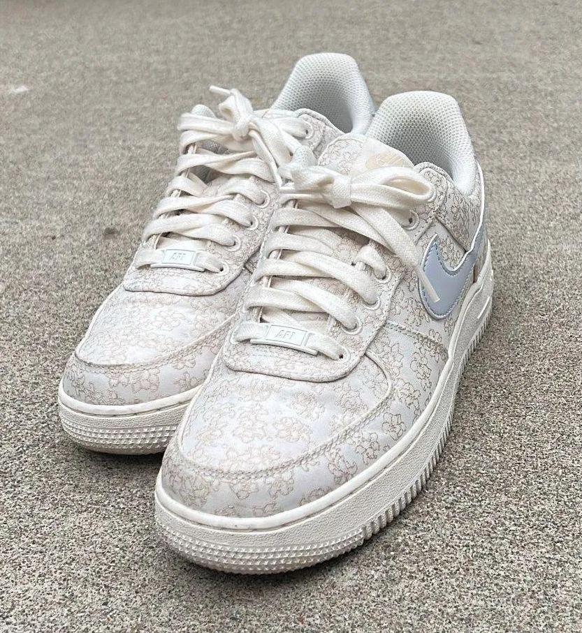 Air Force 1 Lavender Flower Stitching - Image 3