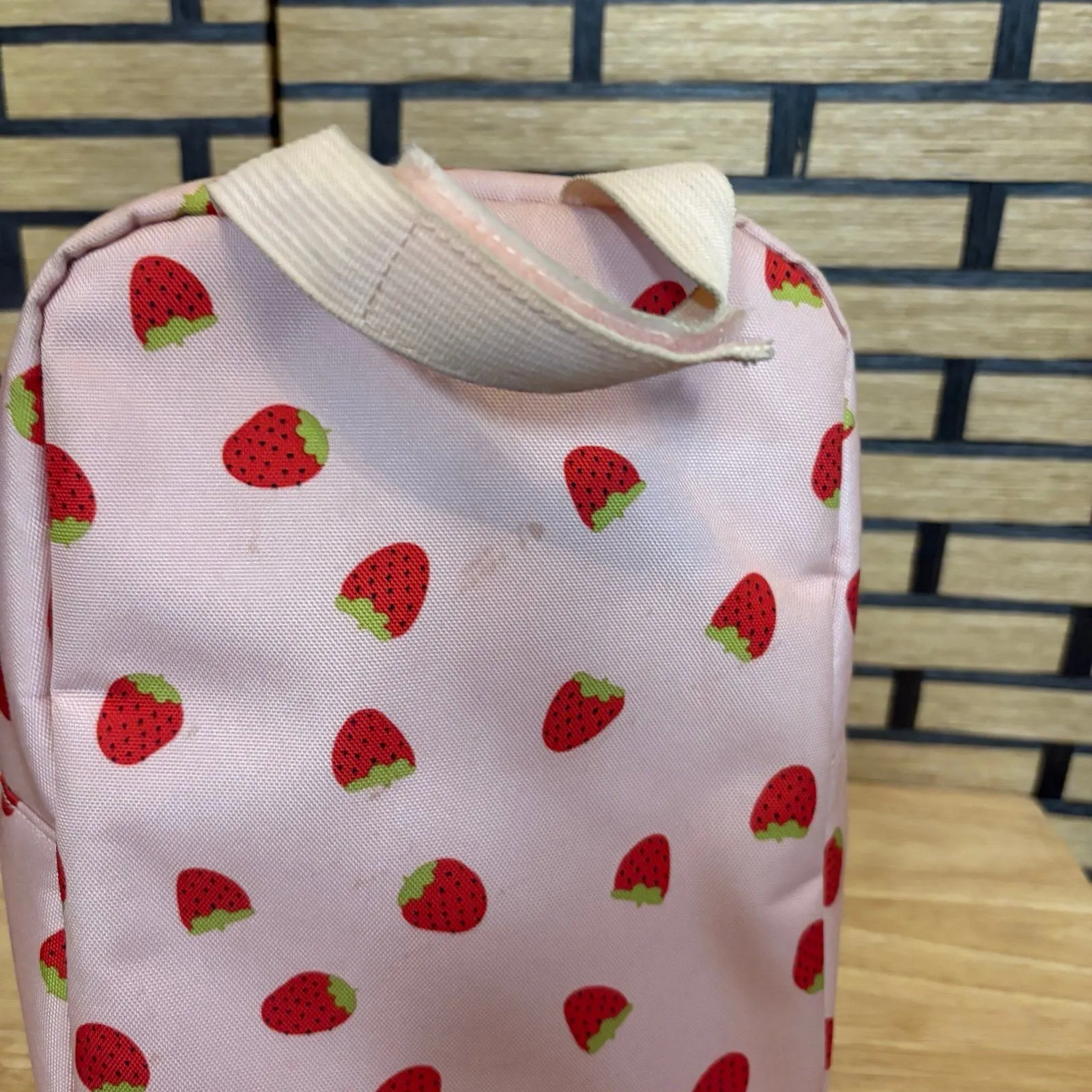 Jansport Pink Strawberry Big Break Lunchbox - Image 4