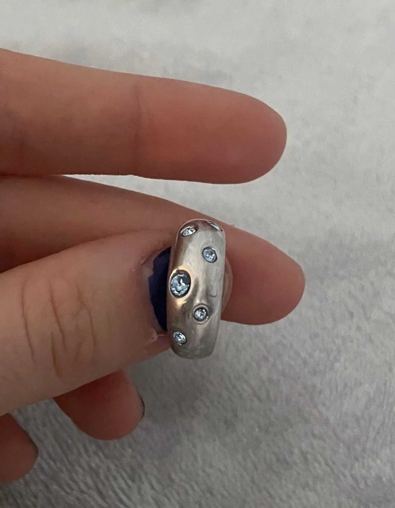 Yves  Ring - Image 2