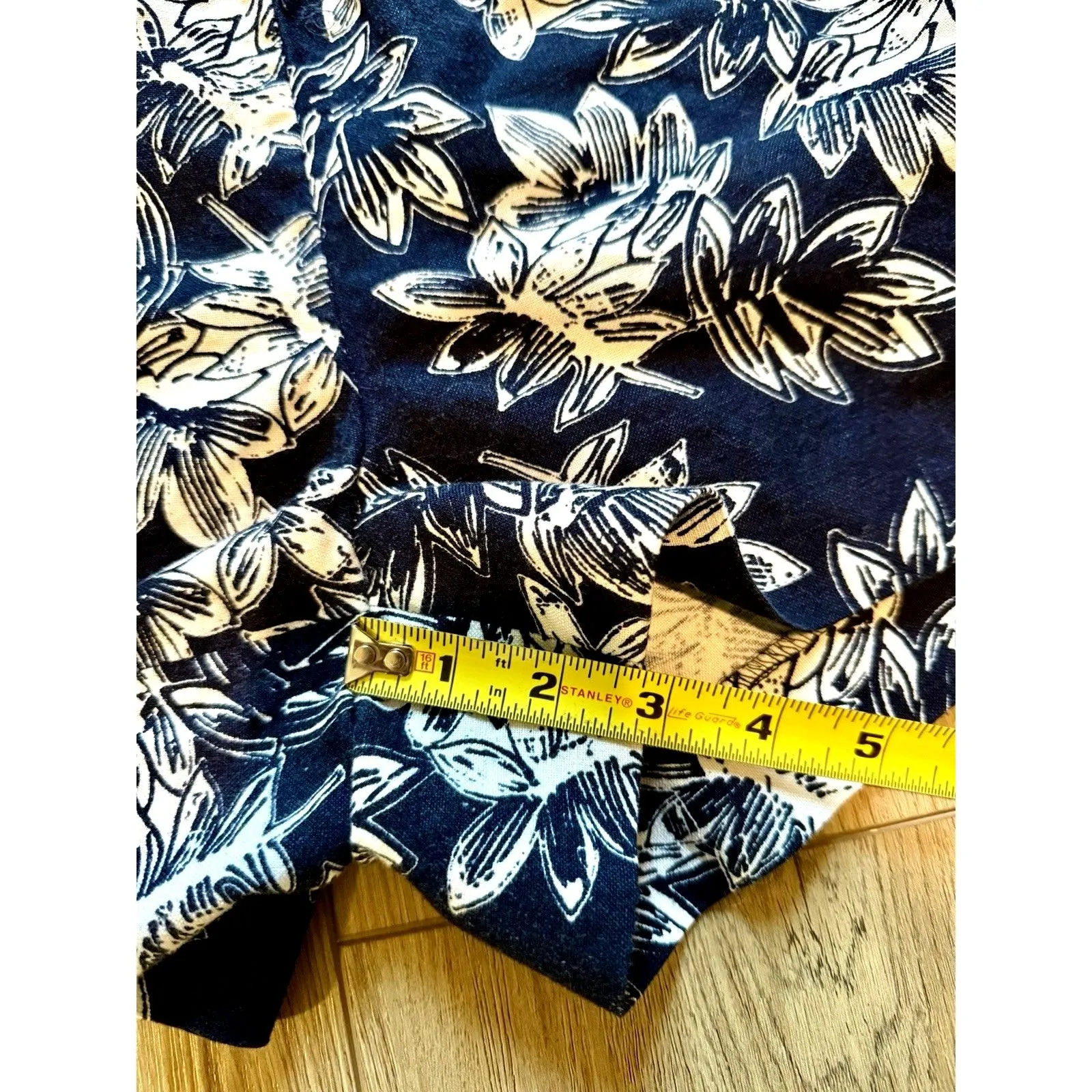 J.Crew Women's Sz 8 Black/White Floral Short Boardwalk Linen Cotton - Image 5