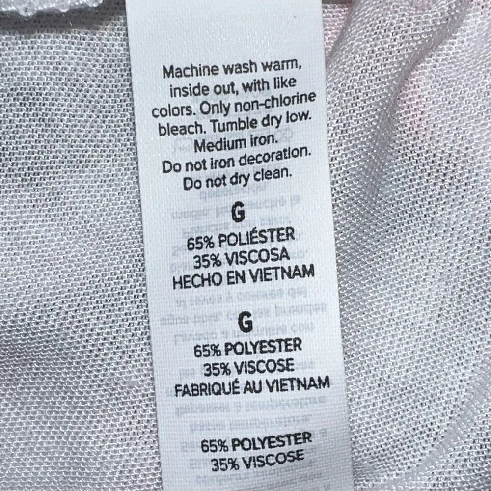 Bella white top with fun sayings on front! White Size undefined - Image 10