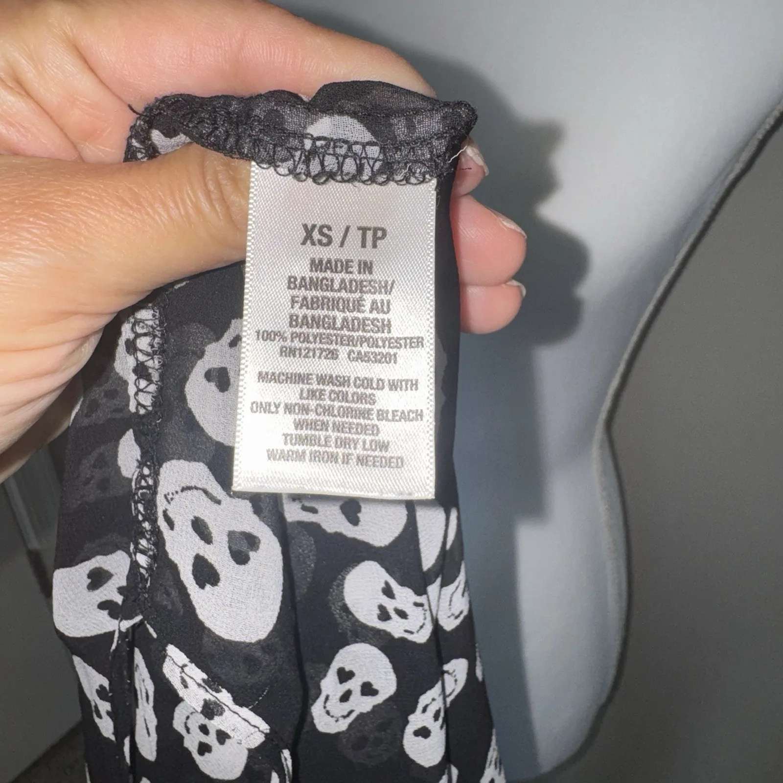 Aeropostale Sheer Skull Long Sleeve Button Up Shirt Woman’s XS Black Heart Eyes - Image 8