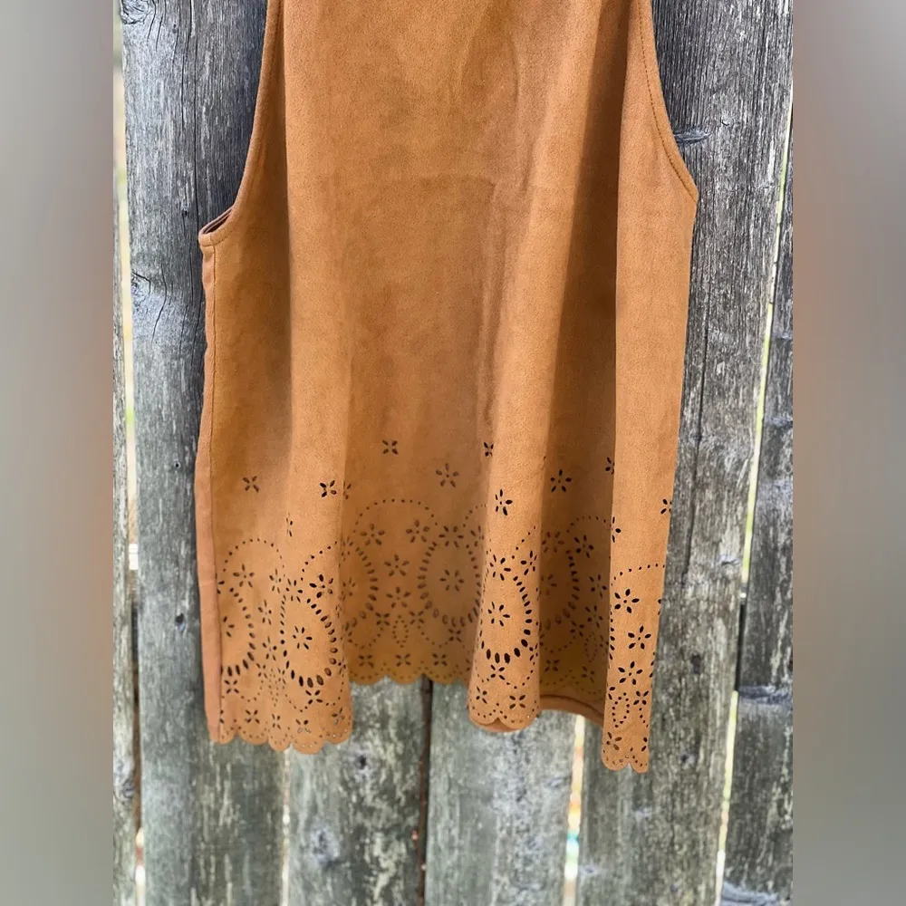 Zara Trafaluc Women’s Laser Cut Out Halter Neck Suede Top - Image 4