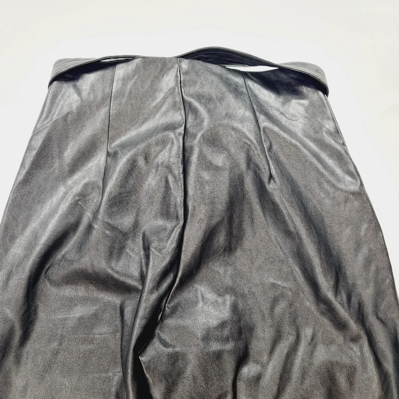 Superdown Chanice Buckle Pant in Black Small - Image 12