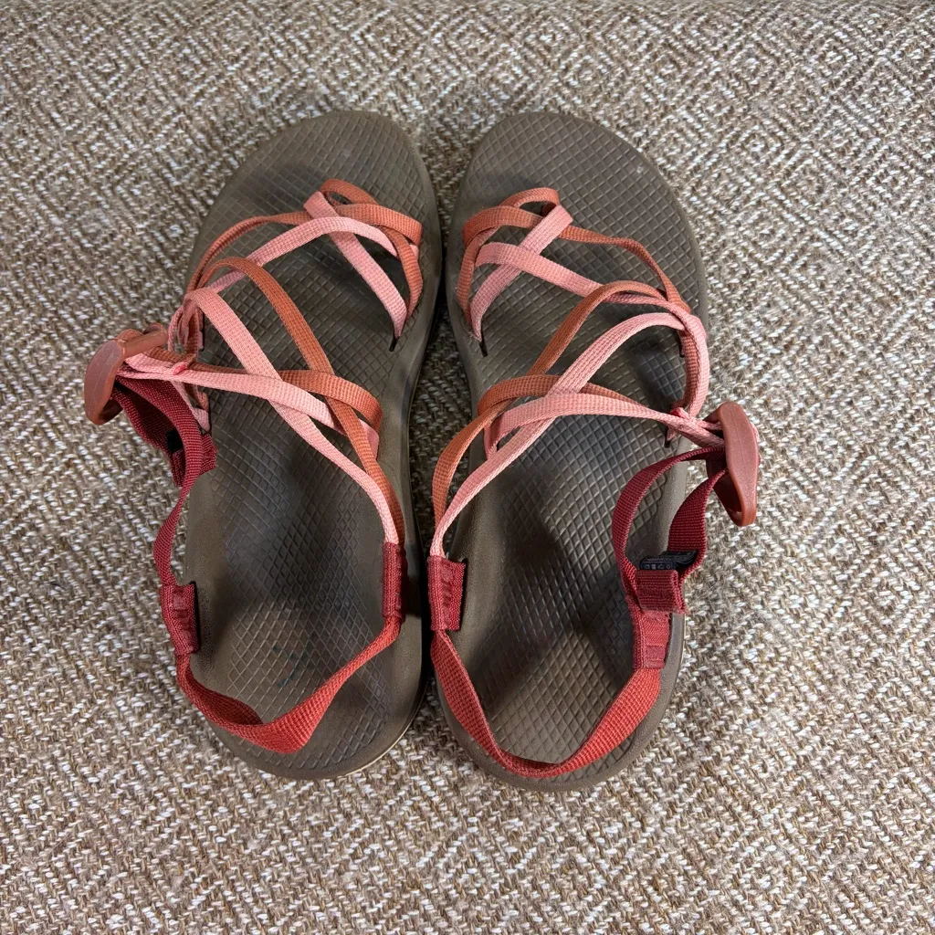 Chaco
Monochromatic Z/Cloud X2 Sandal - Women's Size 9 Casual Outdoor Walking - Image 6