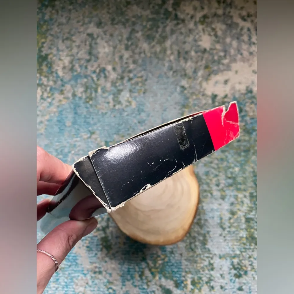 Vintage 80/90s Lady Ashton dead stock red plaid scarf and gloves set - Image 4