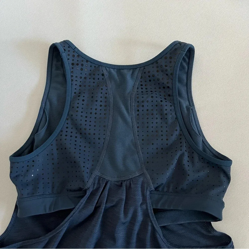 Athleta Gel Mesh Supercharged Tank Top Size Small Iron Blue - Image 5